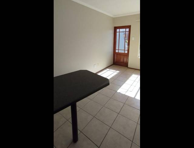 2 BEDROOM PROPERTY TO RENT IN BRENTWOOD